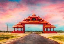 Beautiful Kannakai Puram entrance at Pungudutivu